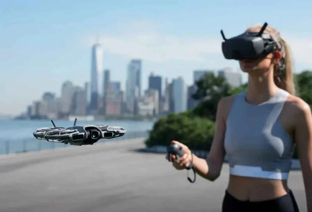 DJI Neo 2 Fly More Combo | 4K60 Selfie Drone | 49GB Storage | Uttam Robotics-249g